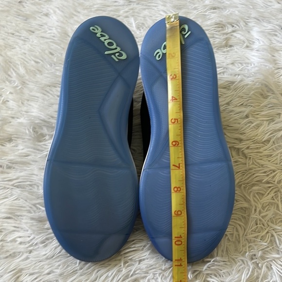 CLOVE WOMEN'S/MEN’S CLASSIC
NIGHT SHIFT SNEAKERS SIZE W-9.5 M-8 - Picture 9 of 9